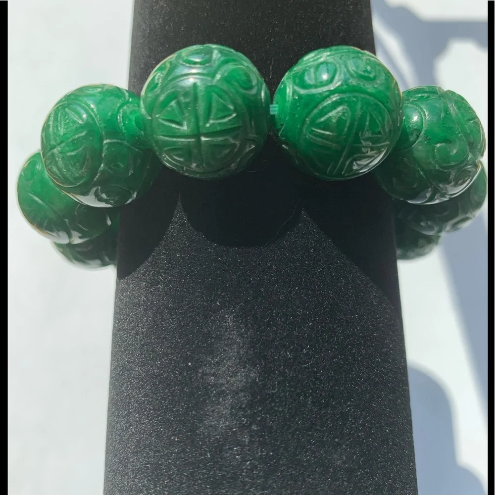 Green Jade Carved Beads